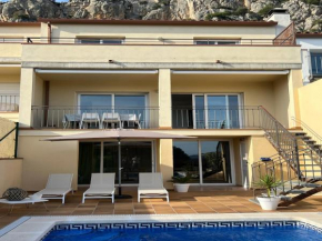 Townhouse in Estartit with sea beach